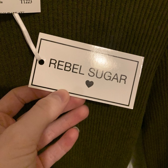 army green long sleeve - Picture 4 of 4